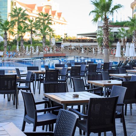 Side Crown Palace Ultra All Inclusive Exterior photo