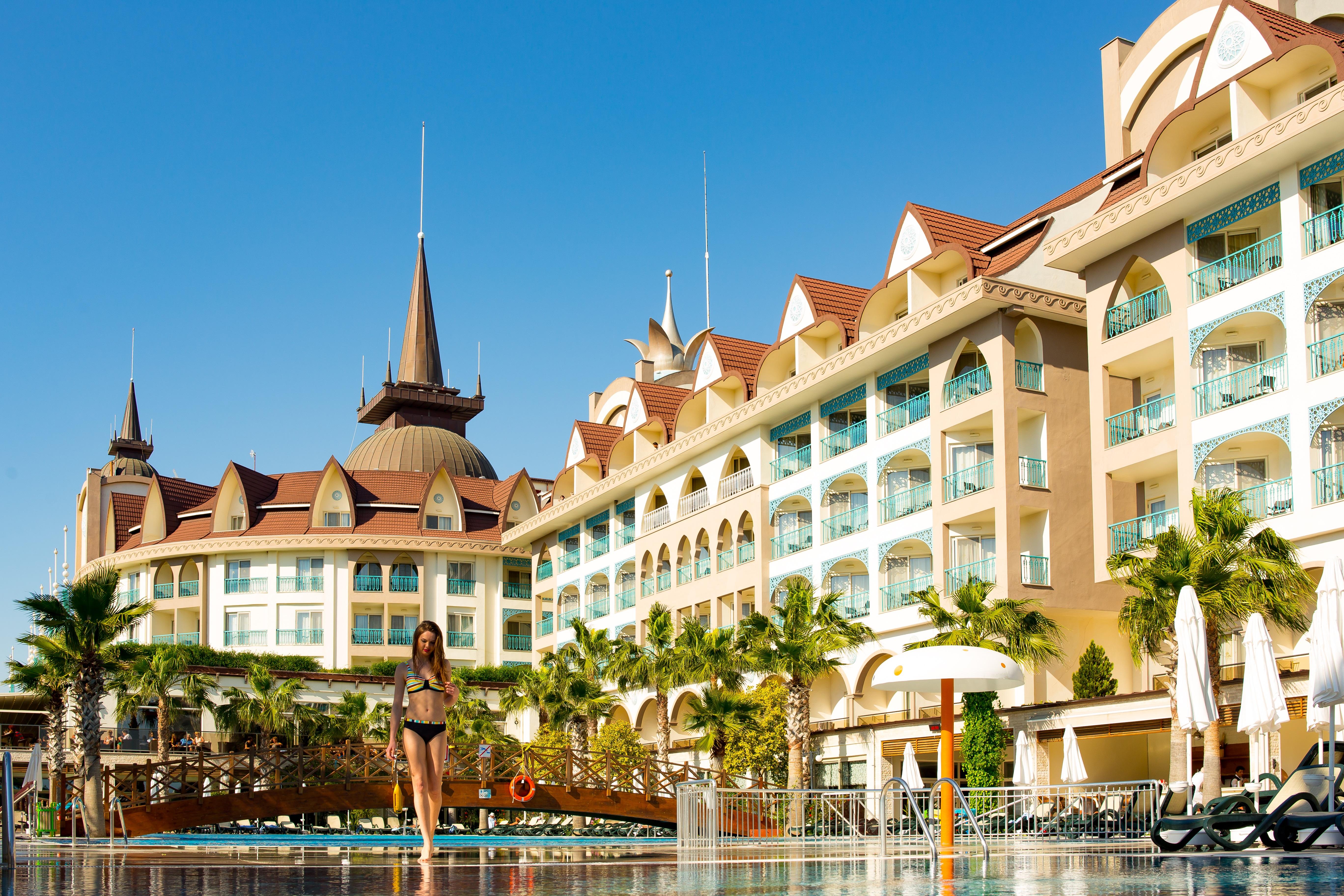 Side Crown Palace Ultra All Inclusive Exterior photo